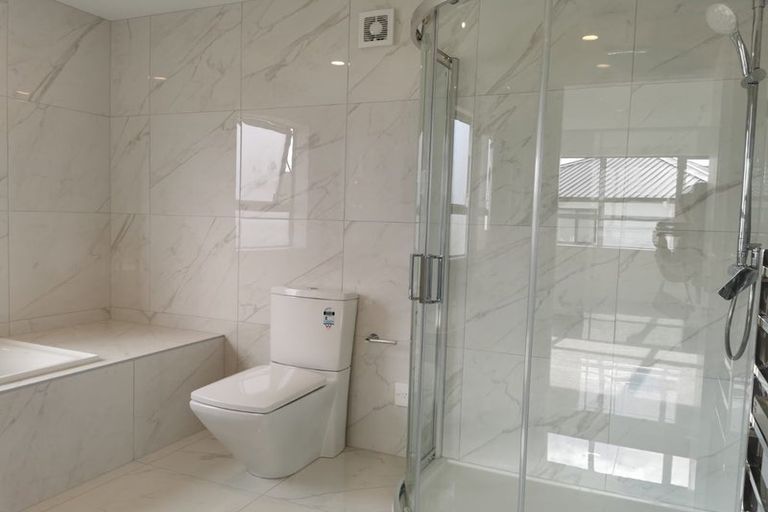 Photo of property in 45 Toanui Road, Hobsonville, Auckland, 0616