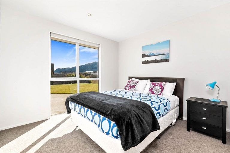 Photo of property in 5 Sunnyside Lane, Wanaka, 9305