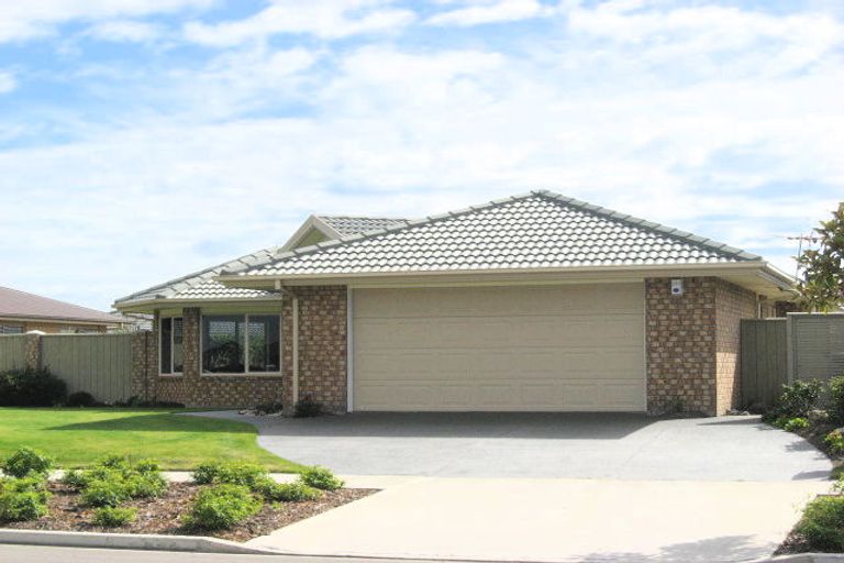 Photo of property in 15 Magnolia Boulevard, Kaiapoi, 7630