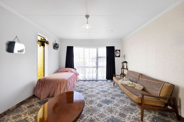 Photo of property in 124 Hamlet Street, Stratford, 4332