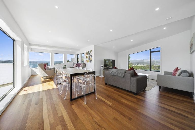 Photo of property in 4 Robieson Lane, Roseneath, Wellington, 6011