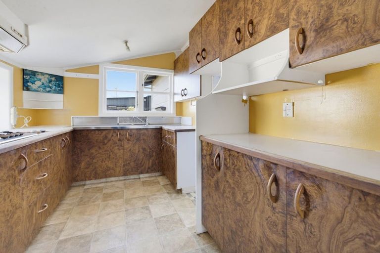 Photo of property in 24 Linklater Avenue, Foxton Beach, Foxton, 4815
