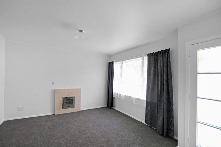 Photo of property in 3/1032 Fergusson Drive, Clouston Park, Upper Hutt, 5018