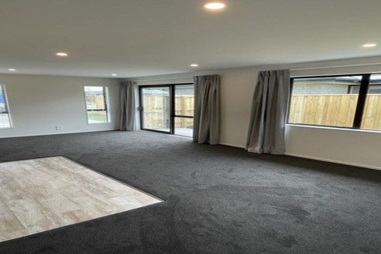 Photo of property in 161 Faringdon Boulevard, Rolleston, 7615