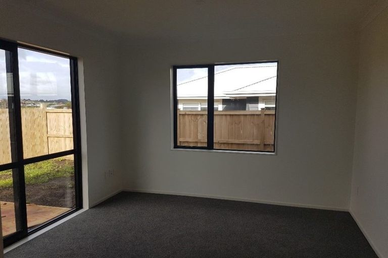 Photo of property in 27 Tawhiti Road, Pukekohe, 2120