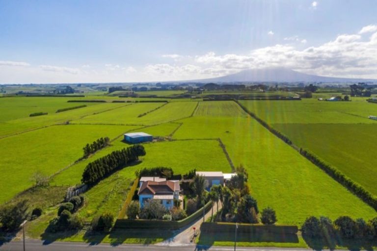 Photo of property in 357 Katene Road, Normanby, Hawera, 4675