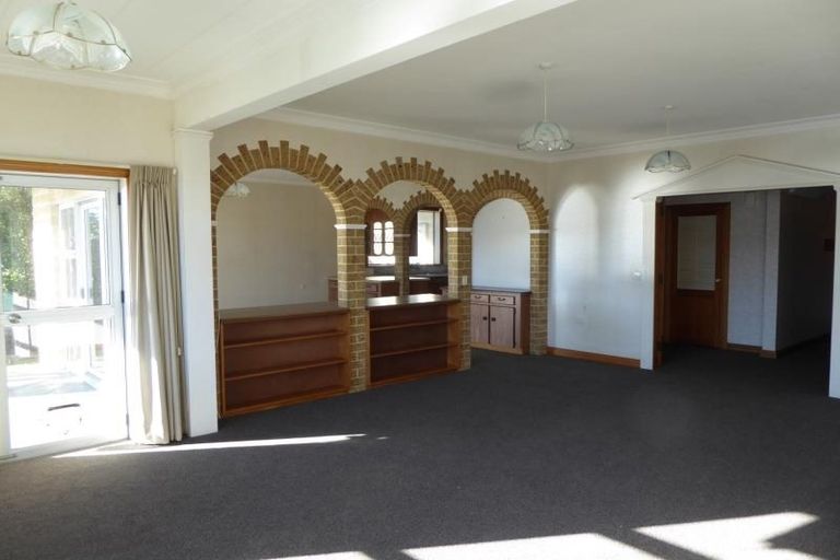 Photo of property in 55 Hawker Street, Mount Victoria, Wellington, 6011