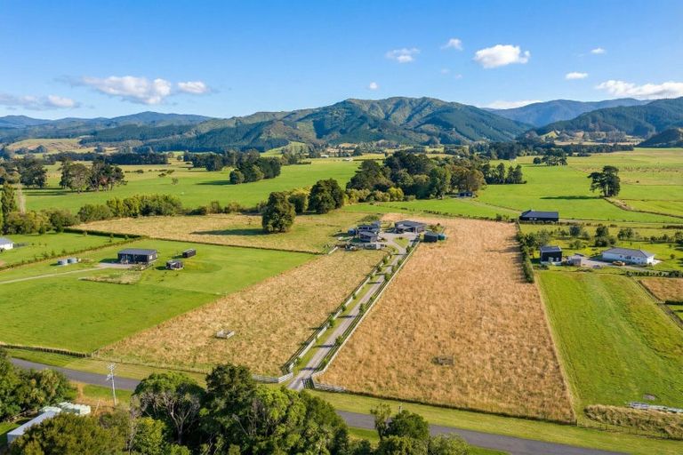 Photo of property in 78 Thomas Road, Carrington, Carterton, 5791