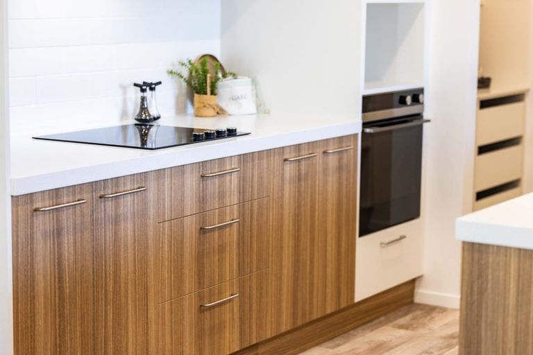 Photo of property in 2/14 Woodhouse Street, Linwood, Christchurch, 8062