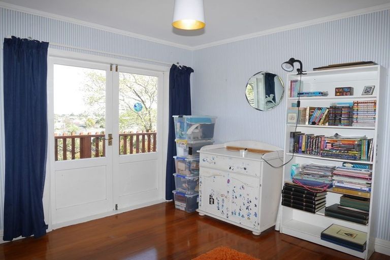 Photo of property in 23 Fincham Road, Raumati Beach, Paraparaumu, 5032