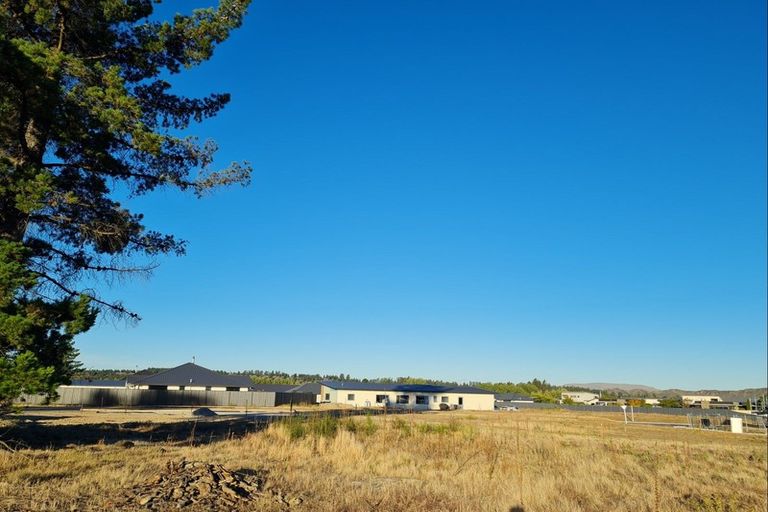 Photo of property in 8 Sequoia Close, Alexandra, 9320