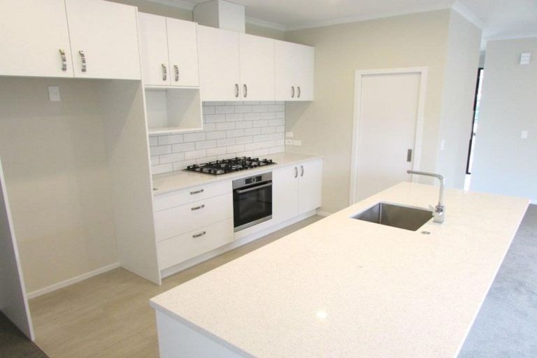 Photo of property in 128 Harris Drive, Silverdale, 0932