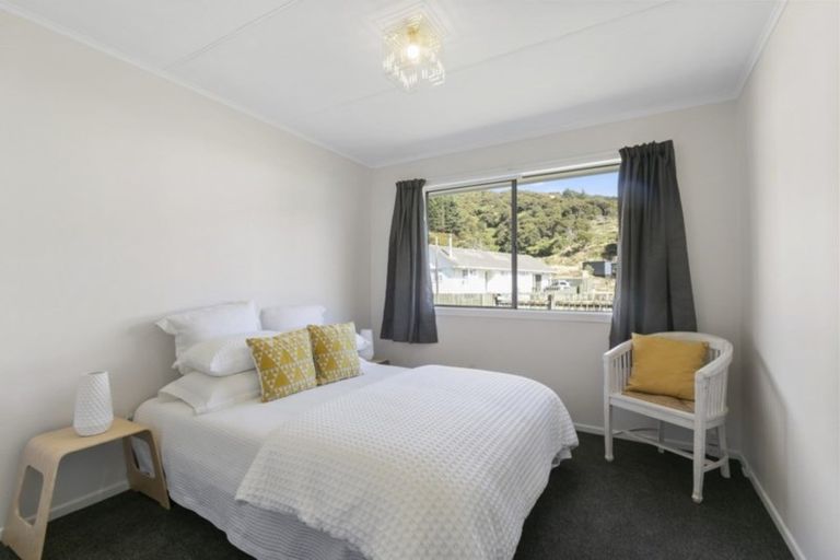 Photo of property in 22 Hamstead Street, Wainuiomata, Lower Hutt, 5014