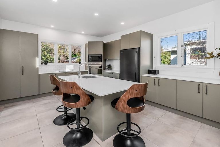 Photo of property in 11 Aynsley Terrace, Hillsborough, Christchurch, 8022