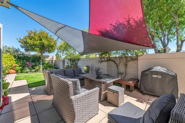 Photo of property in 49 Coolspring Way, Redwood, Christchurch, 8051