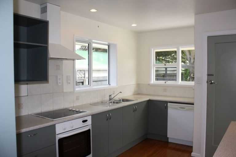 Photo of property in 9 Longmuir Street, Ilam, Christchurch, 8041