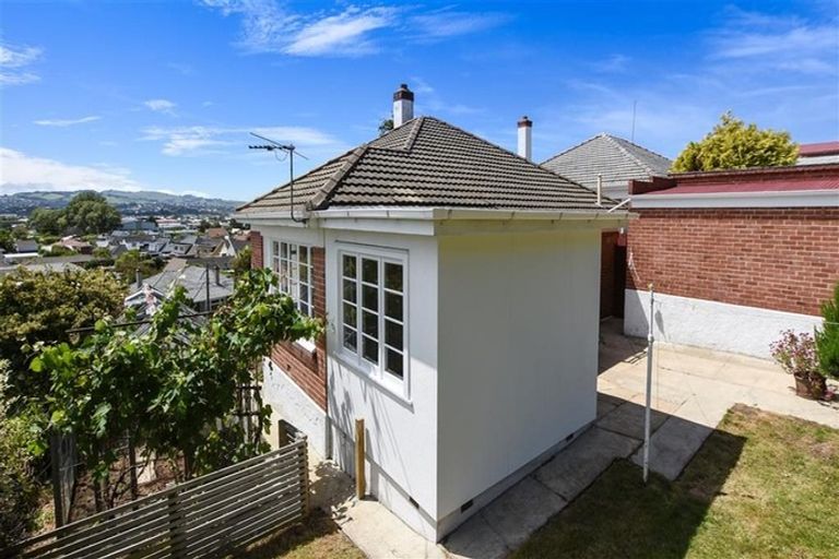 Photo of property in 94 Forbury Road, Saint Clair, Dunedin, 9012