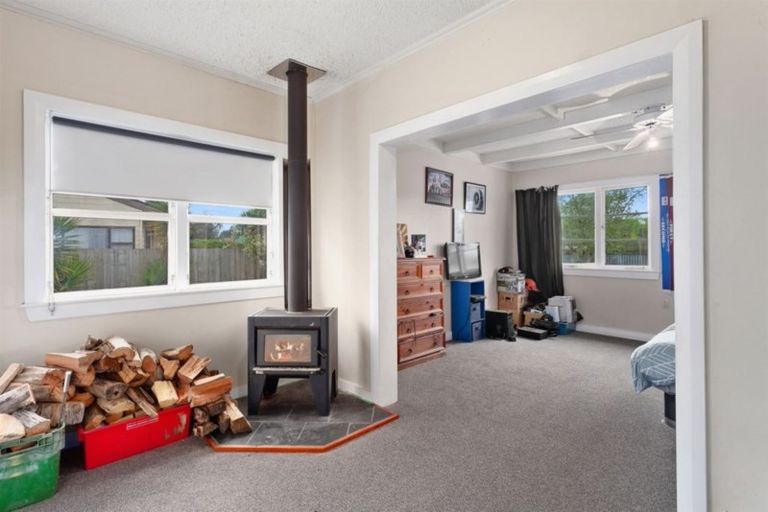 Photo of property in 12 Tawa Street, Edgecumbe, 3120