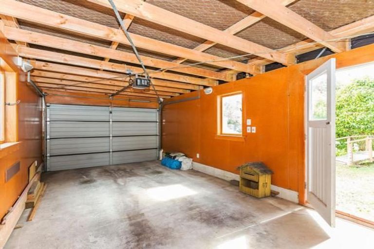 Photo of property in 67 Friend Street, Karori, Wellington, 6012