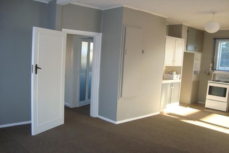 Photo of property in 2/72 Barton Street, Woolston, Christchurch, 8023