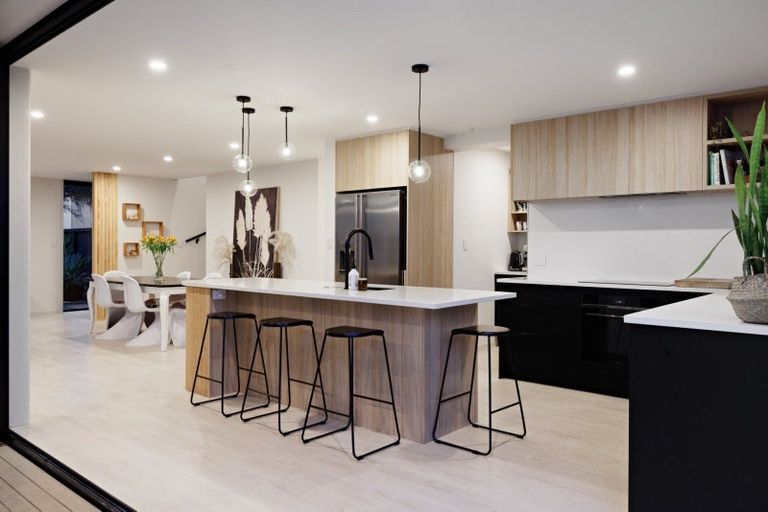 Photo of property in 18 Motiti Road, Papamoa Beach, Papamoa, 3118