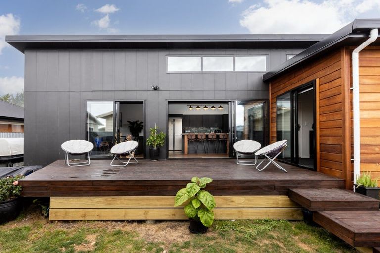 Photo of property in 615 Buller Street, Akina, Hastings, 4122