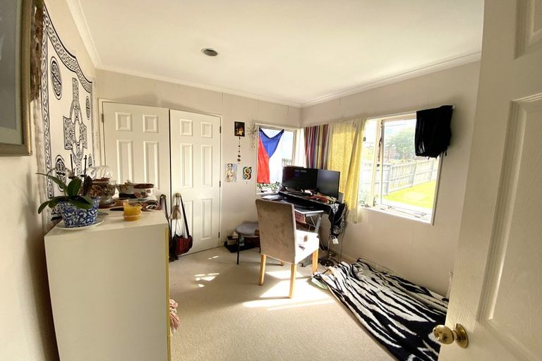 Photo of property in 3/117 Wellington Street, Howick, Auckland, 2014