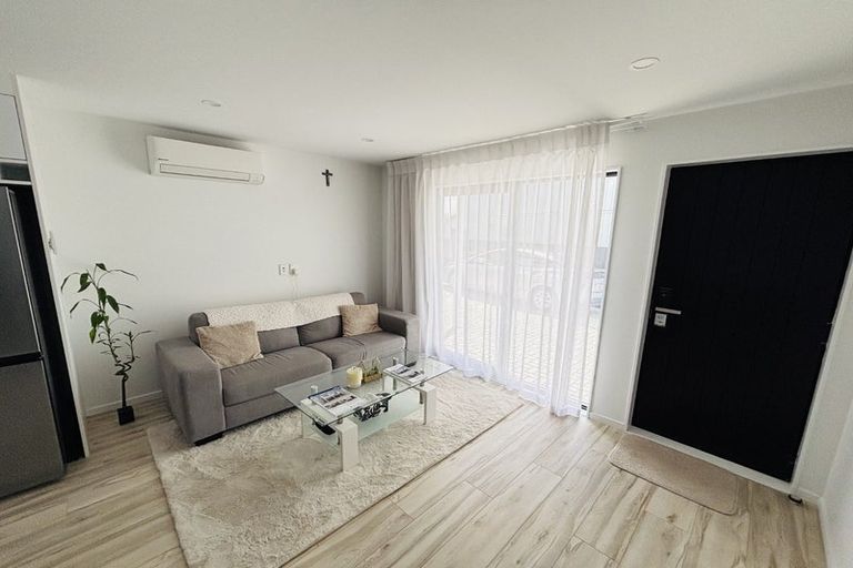 Photo of property in 19c Farwood Drive, Henderson, Auckland, 0612