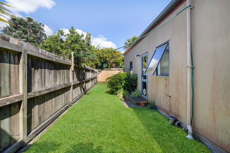 Photo of property in 126 Bream Bay Drive, Ruakaka, 0116