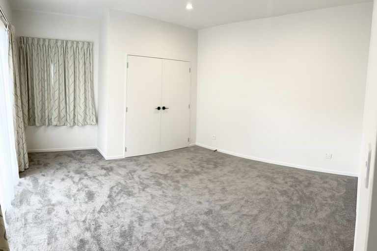 Photo of property in 14 Kairakau Street, Takanini, 2110