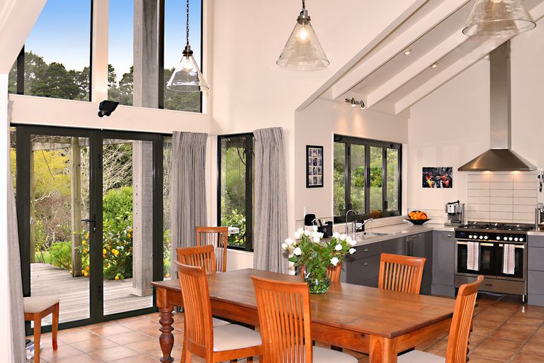 Photo of property in 661 Matakana Road, Warkworth, 0985