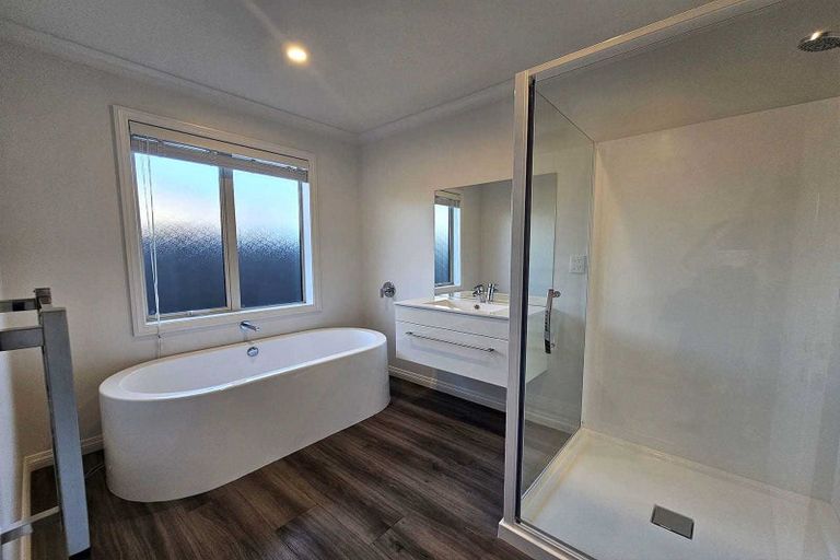 Photo of property in 18 Sterling Drive, Prebbleton, 7604