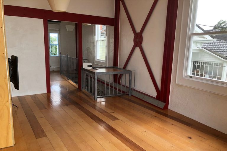 Photo of property in 39a King Edward Parade, Devonport, Auckland, 0624