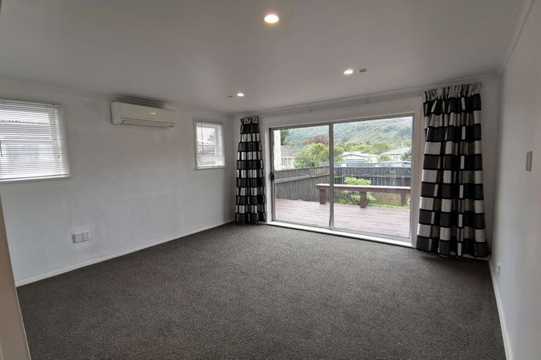 Photo of property in 62 Main Road, Wainuiomata, Lower Hutt, 5014