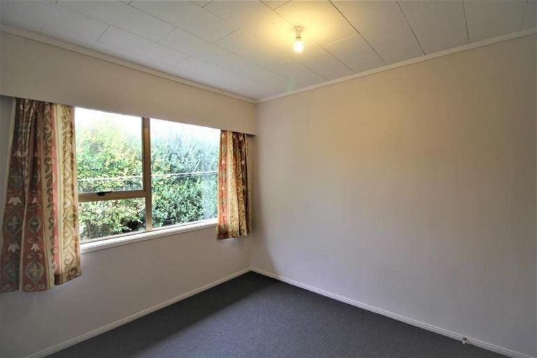 Photo of property in 1/42 Kohinoor Avenue, Mangere, Auckland, 2022
