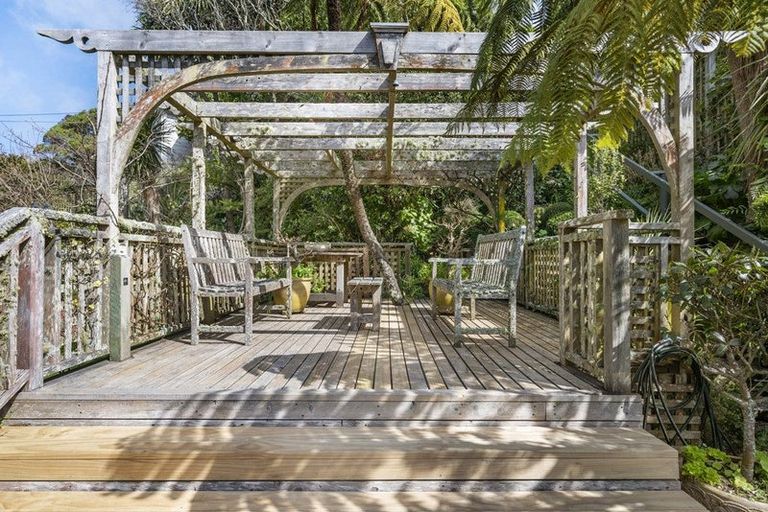 Photo of property in 129 Upland Road, Kelburn, Wellington, 6012