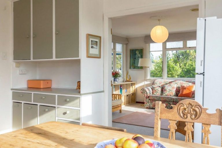 Photo of property in 38 Jellicoe Street, Greytown, 5712