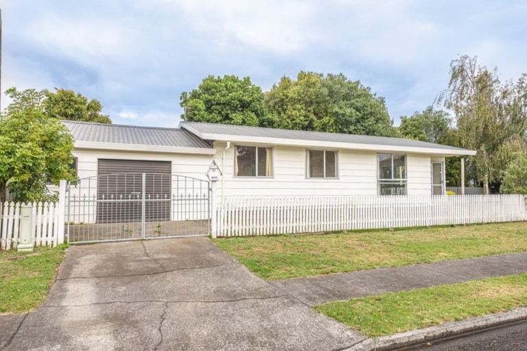 Photo of property in 35 Lucknow Street, Aramoho, Whanganui, 4500