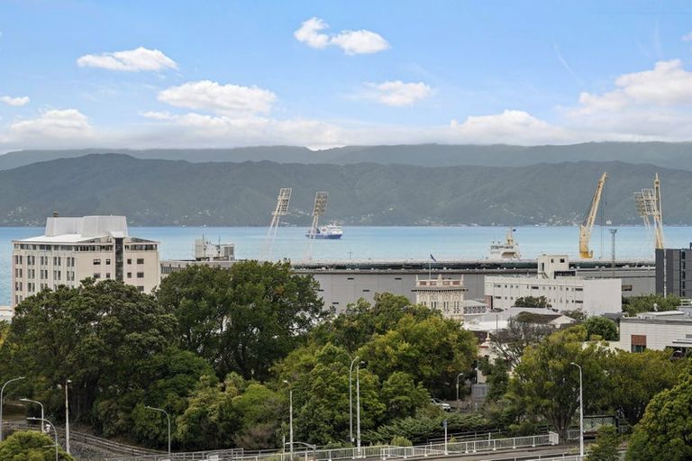 Photo of property in 31/125 Grant Road, Thorndon, Wellington, 6011