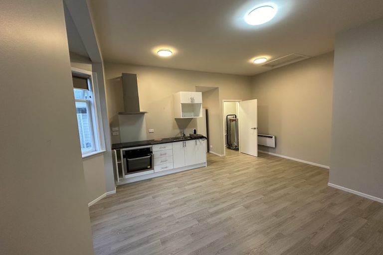 Photo of property in 7 Murray Street, Island Bay, Wellington, 6023