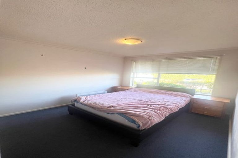 Photo of property in 18 Bidwell Place, Hillmorton, Christchurch, 8025