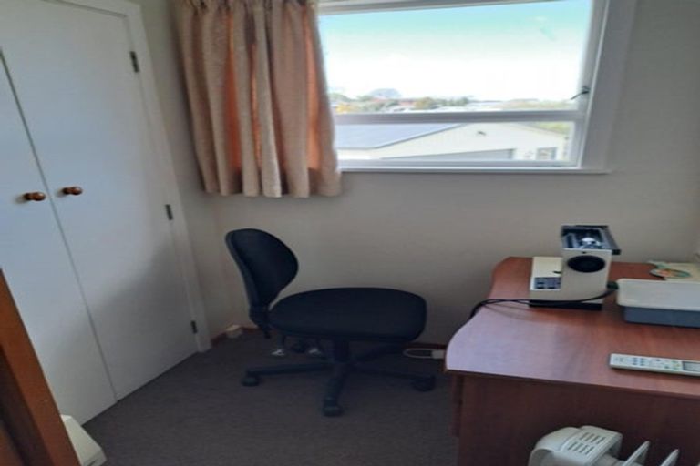 Photo of property in 2 Lansdowne Crescent, Glenview, Hamilton, 3206