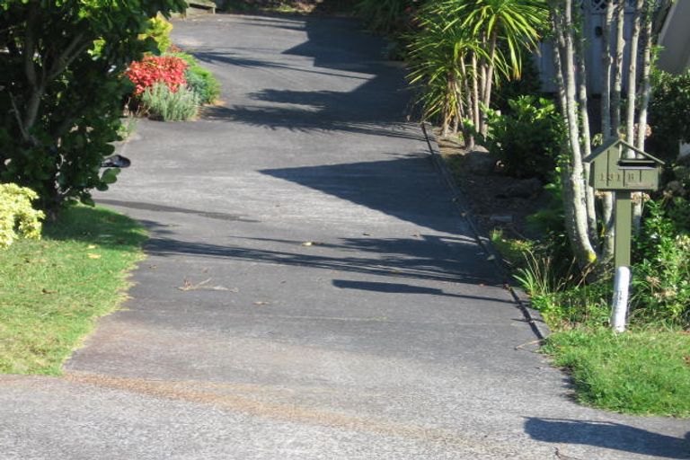 Photo of property in 2/131 Stapleford Crescent, Browns Bay, Auckland, 0630