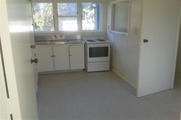 Photo of property in 27-33 Cheshire Street, Cannons Creek, Porirua, 5024