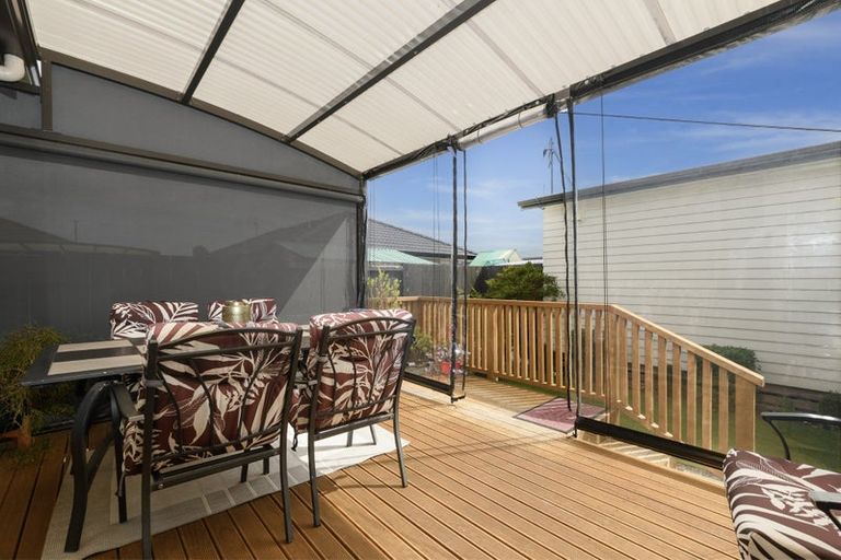 Photo of property in 11 Kamahi Crescent, Papamoa Beach, Papamoa, 3118