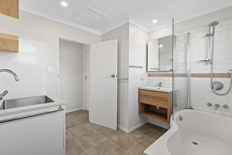 Photo of property in 147 Weld Street, Redwoodtown, Blenheim, 7201