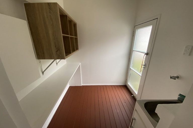 Photo of property in 40 Tudor Road, Henderson, Auckland, 0610