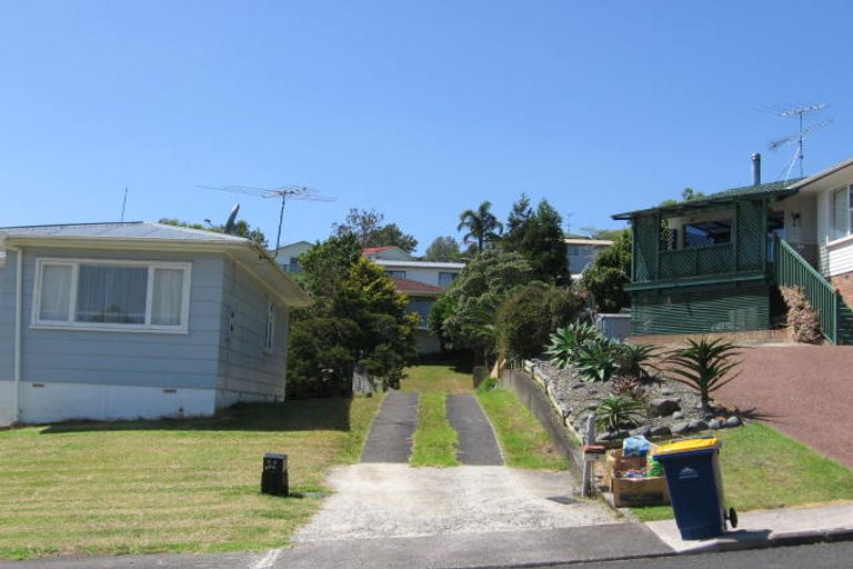 Photo of property in 58 Stott Avenue, Birkdale, Auckland, 0626