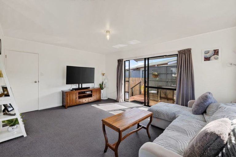 Photo of property in 8a Solomon Street, Brookfield, Tauranga, 3110