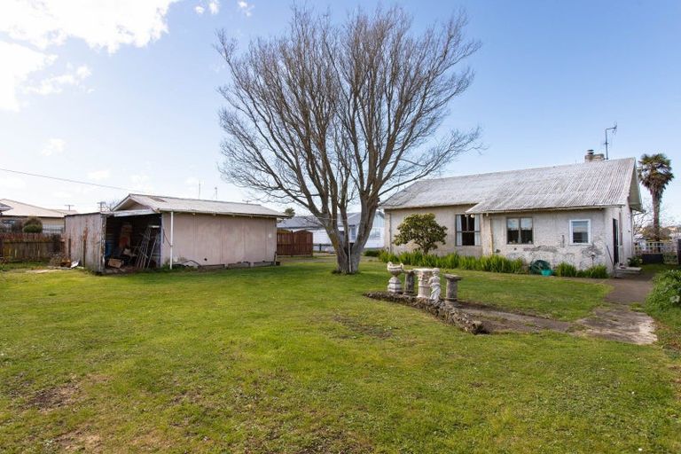 Photo of property in 10 Allardice Street, Dannevirke, 4930